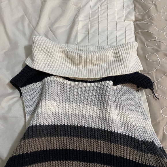 Abercrombie turtleneck sweater - Picture 3 of 6